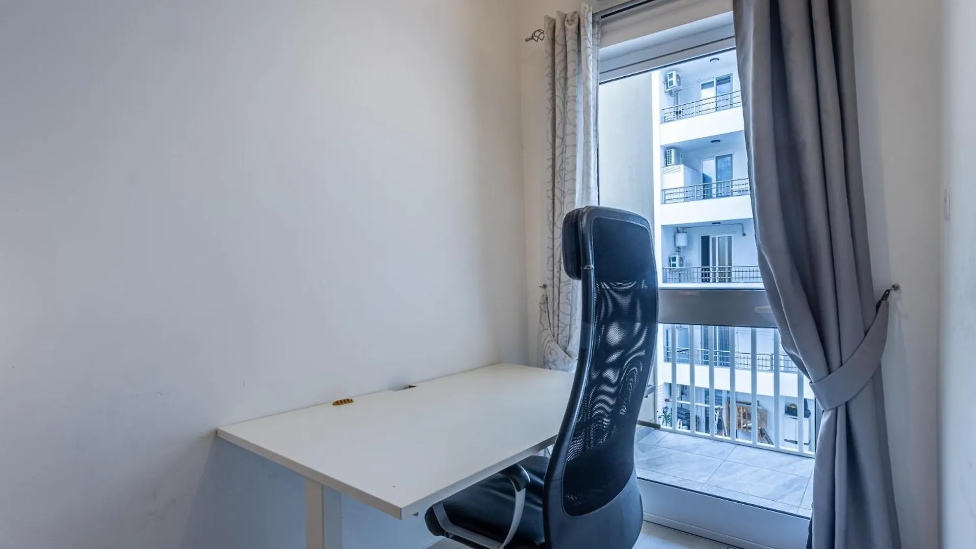 The Fives Apartment سانت جوليان مالطا