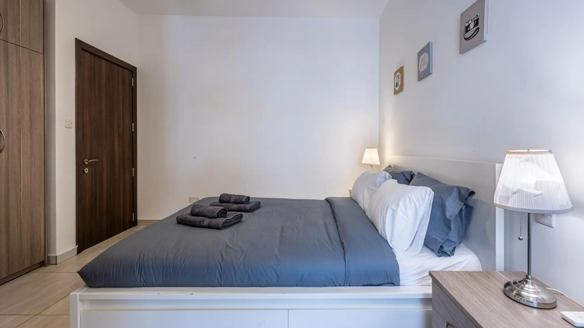 The Fives Apartment سانت جوليان